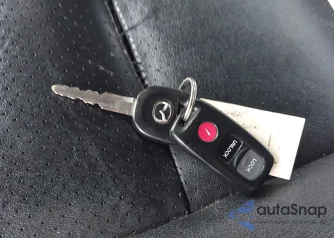 2005 Mazda Mazda3 S z USA, uszkodzony, nr VIN JM1BK323851233606